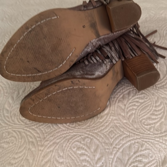 Ariat Unbridled fringe bootie, brown metallic, size 8 - Picture 7 of 7